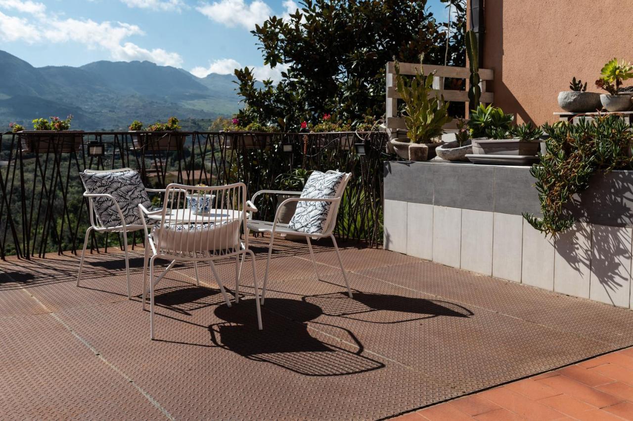 Bnb Casa Rossa Monreale Dış mekan fotoğraf